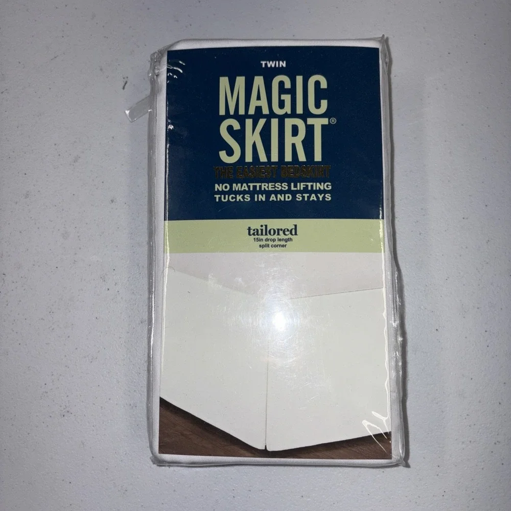 Magic Skirt Twin Tailored 15in Drop White Split Corner